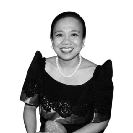 Portrait of THRYZA NAVARRETE